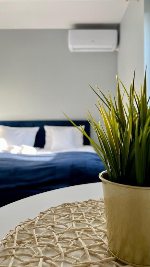Aparthotel W Dolinie Stawow Zator By Housine Las Екстер'єр фото
