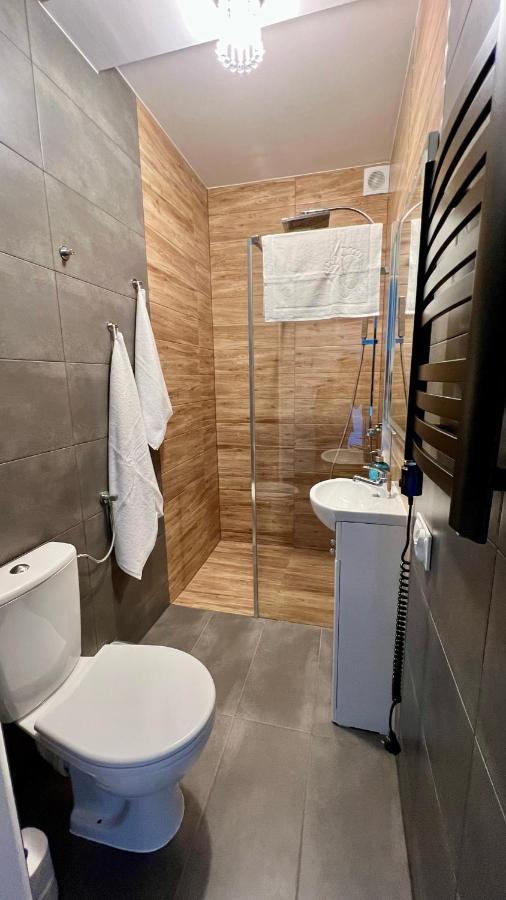 Aparthotel W Dolinie Stawow Zator By Housine Las Екстер'єр фото