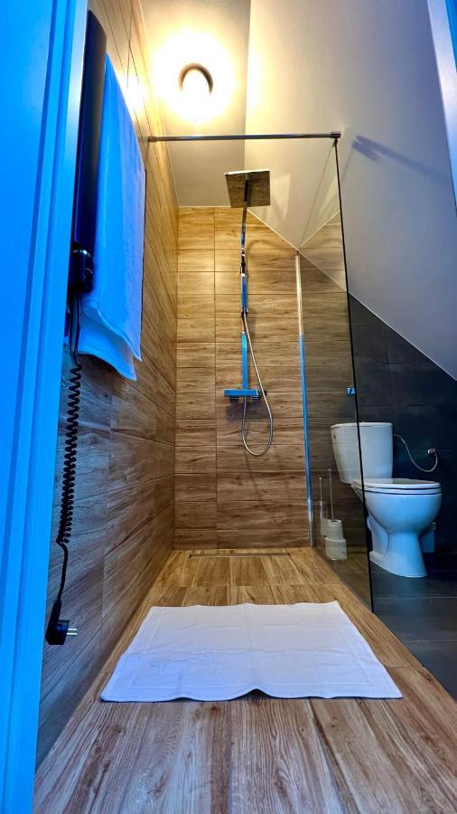 Aparthotel W Dolinie Stawow Zator By Housine Las Екстер'єр фото