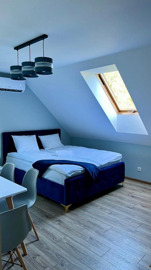 Aparthotel W Dolinie Stawow Zator By Housine Las Екстер'єр фото